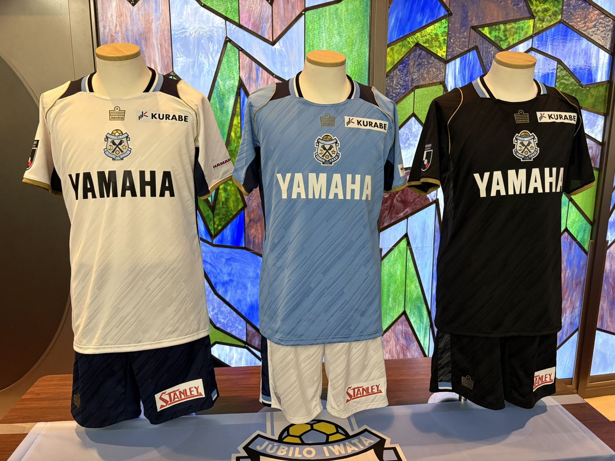 jubilo35's tweet photo. 初めての試み✨⚽️🩵楽しかった🥹🥹🥹
クイズに大貴くん出てきて嬉しかった🙌
リーグ戦が待ち遠しいです👍
そして改めてやっぱ自分はジュビロが好きなんだな〜🫶🏻🫶🏻🫶🏻と実感✨✨✨
幸せな時間をありがとうございました🥰🥰🥰 https://t.co/jNNAKPz25e