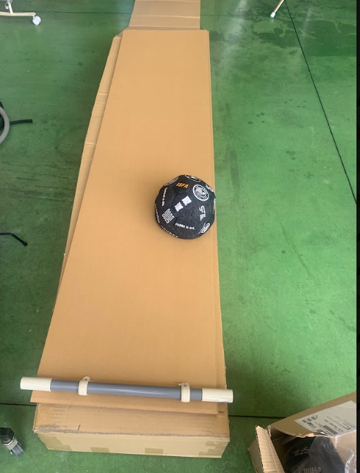 yagiya_takando's tweet photo. マルシェ開催にむけ何かをつくるよ

オリジナルかつ、手前味噌なので不細工仕上がりになりますが楽しんでいただけるために工作開始

完成をおまちください

＃Boostersマルシェ
＃工作
#イベント開催予定 https://t.co/yDyF7QtZZJ