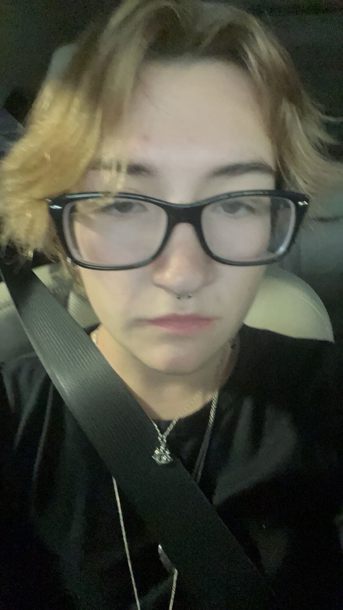 birdxboy's tweet photo. went from the saddest person on the planet to the happiest guy alive! https://t.co/PlQrGvXY82