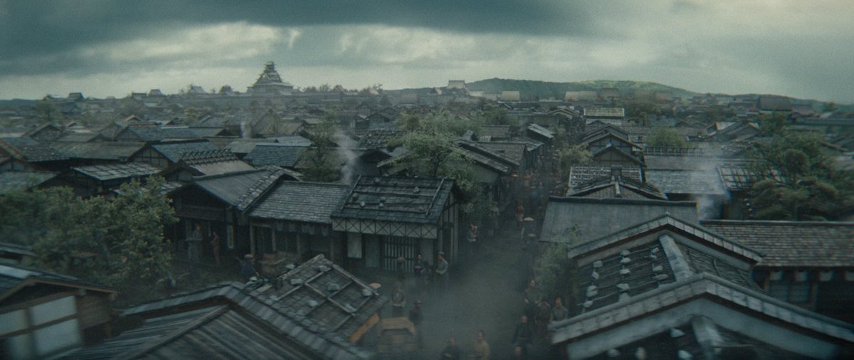 yanzirae's tweet photo. @TheTrueSealYT even in other depictions of them like in the Shogun series, Osaka looks way more like a city https://t.co/gFa53TcmLY