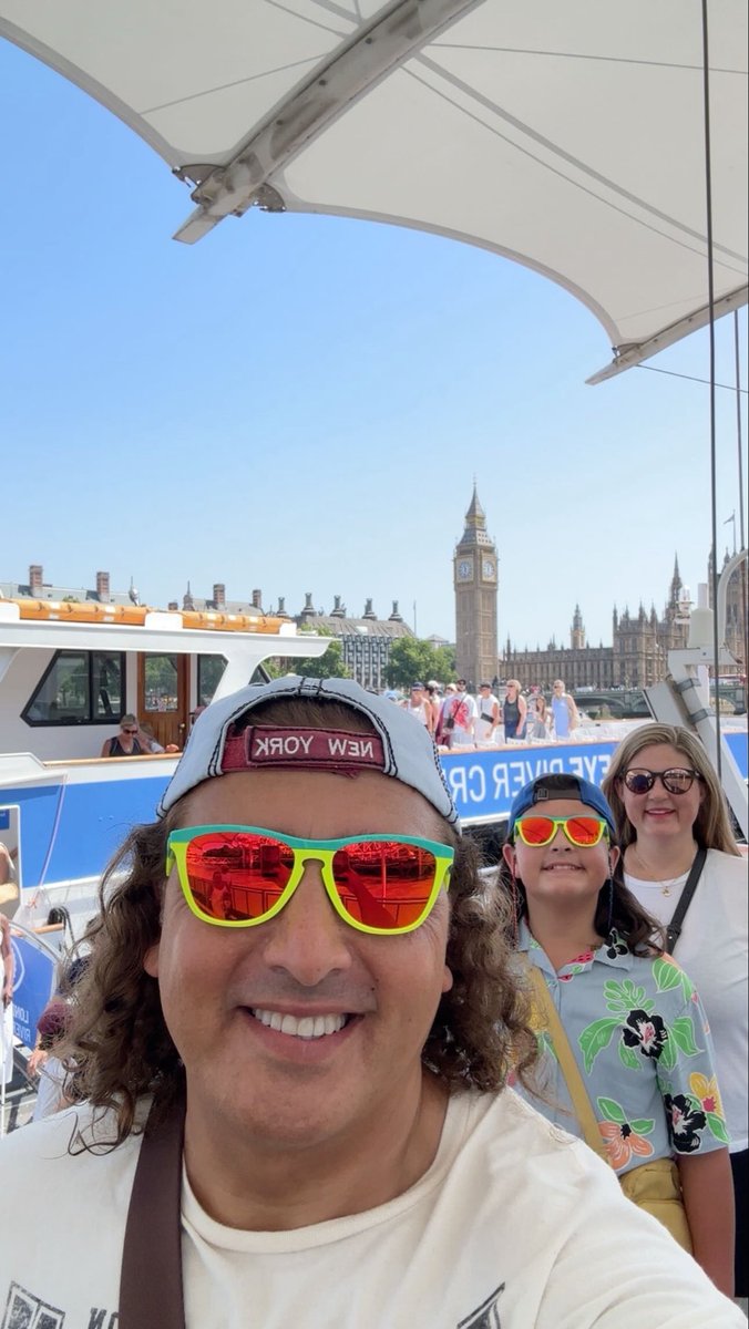 drjohnfekrat's tweet photo. 🇬🇧✨ London, what an unforgettable birthday!
The greatest gift was celebrating with my wonderful family and creating memories we'll cherish forever.
London, your history, energy, and beauty made this trip unforgettable. Until next time. ❤️🇬🇧
#London #BirthdayTrip #FamilyTravel https://t.co/q23eEeo44f