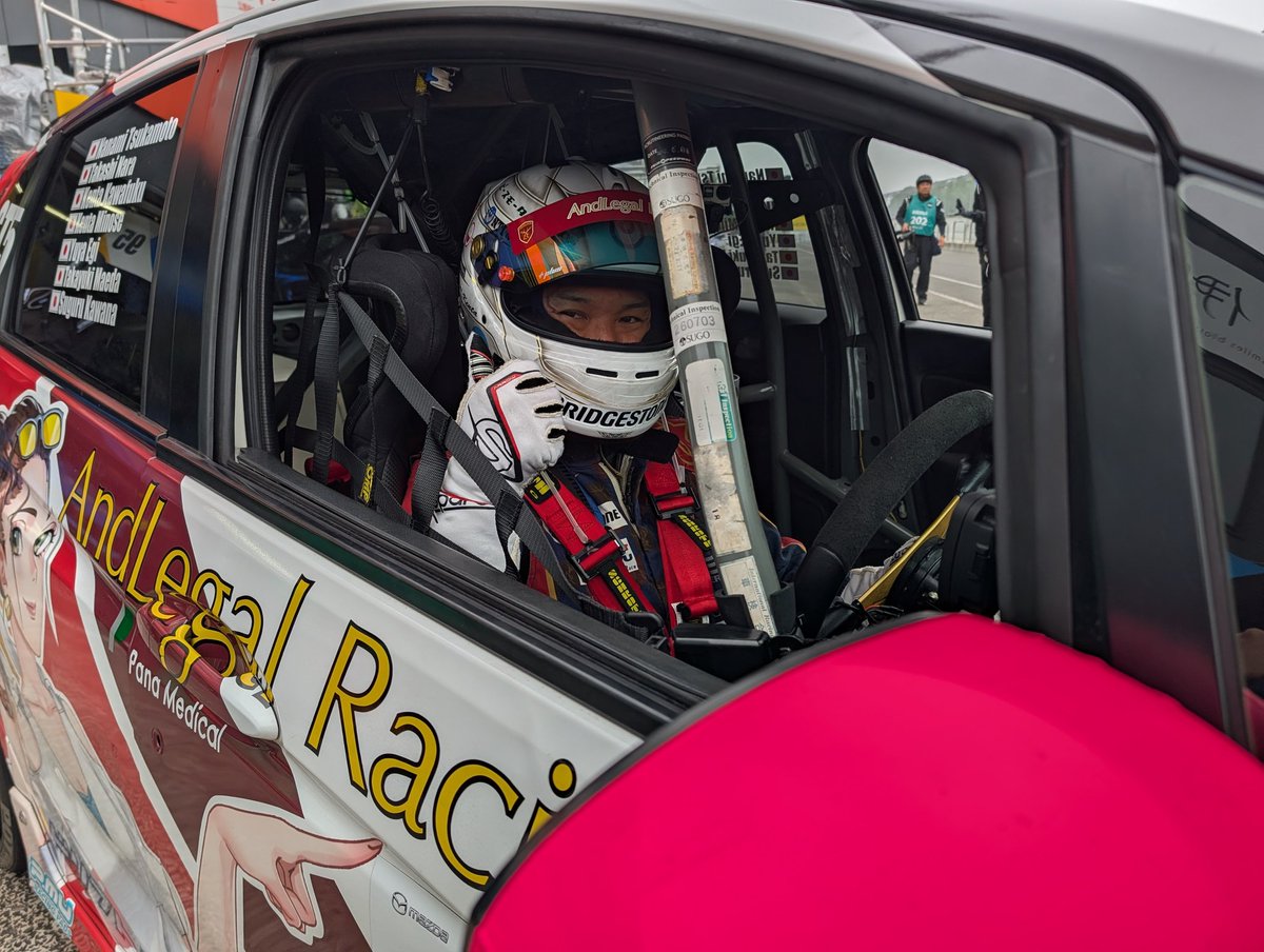 ttromori's tweet photo. S耐菅生戦、始まります！
まずはBドライバー予選から！
#S耐
#AndLeagalRacing
#ShMC
#ERAVISTA
#LOVCA
#キラオイル
#高砂エアテック
#TCレッカー
#大場POWER
#PLOT
#スヤマ岡崎
#タイヤパーク岡崎上和田
#HORIZONTAL https://t.co/UROHp2IWvi