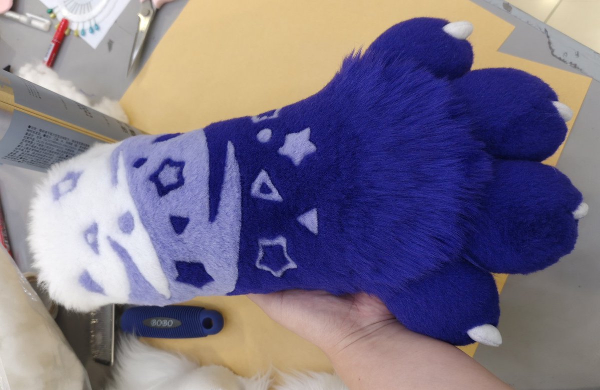 kukuGummyShark's tweet photo. Hard to imagine needing three more trims for a pattern density like this😇 https://t.co/1mR0sk0ltg