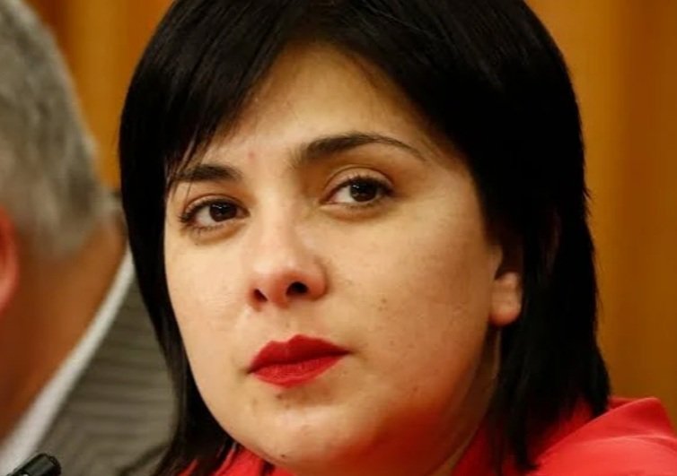 Nachoetherno's tweet photo. Acá otro ramillete de la pudrición de la política Chilena 🤫 https://t.co/K7e53ZR8Fs