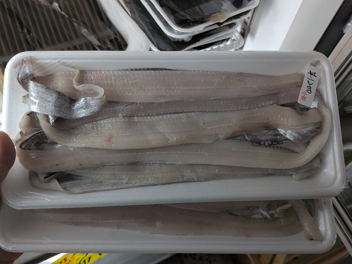 GYOSAI_Ltd's tweet photo. 小田原タチウオ小
フィレ
特売‼️天ぷら、煮太刀魚
焼きに‼️ https://t.co/tCVZTf78Df