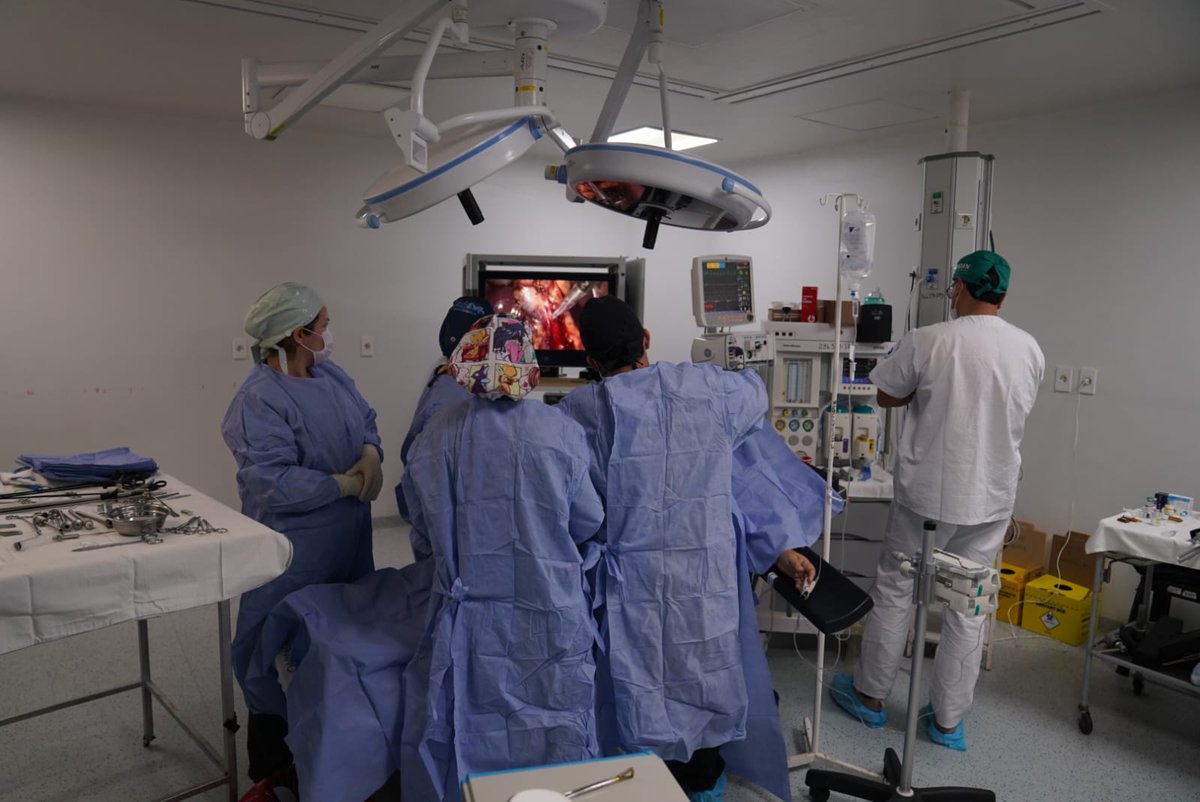 IPSParaguay's tweet photo. 🏥✅ Maratón de cirugías en Villarrica: IPS realizó en 3 días el equivalente a 4 meses de intervenciones. Cerca de 50 procedimientos (vesícula, hernioplastias, quistes y nevus). El modelo se replicará en otros departamentos del interior del país.

🔗 https://t.co/HaPGOp5Q0C https://t.co/eQsjqXvXL1