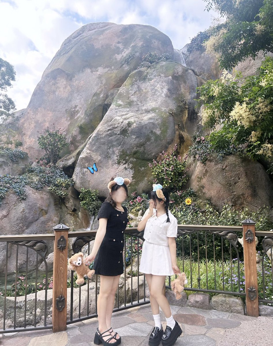 ot_feo's tweet photo. ダフさん連れてファンスプ散歩🍒♡ https://t.co/yPul9lIDcZ