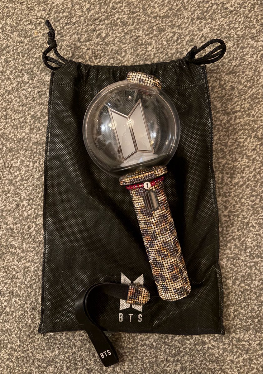 mermaidmyg's tweet photo. armybomb ready 🐆 https://t.co/CVU0jxfIrd