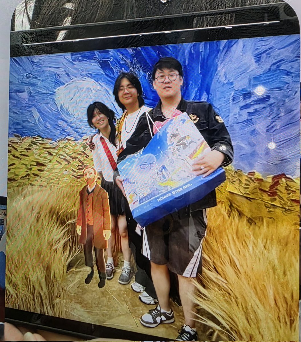 Solomochi's tweet photo. #SkyAX2026 #DearVanGogh https://t.co/KnI4T3BZRg