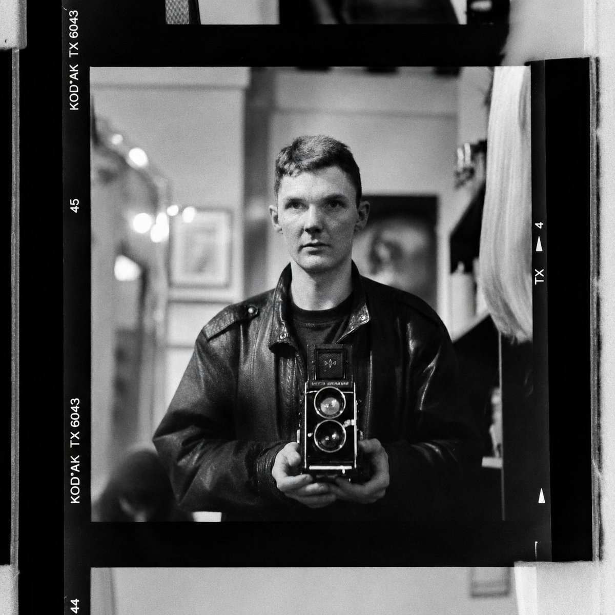 RaySmith_Works's tweet photo. Brighton Beach ’91 — “From Here to Eternity” 

Or: From Hyper Hyper, Kensington High Street, to Brighton Beach.  

Models from: Storm / Elite, London
Clothing: Pam Hogg, BodyMap, Liza Bruce  

Second image: Self with Mamiya, same week

#FashionPhotography #Mamiya #blackandwhite https://t.co/jdLKCcNIx3