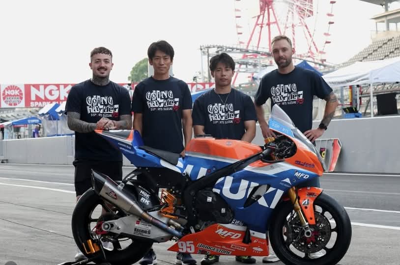 72Project2025's tweet photo. 7/5は鈴鹿8耐の決勝です！

EWCクラス 
#95 S-PULSE DREAM RACING SUZUKI

SSTクラス
 #56 TEAM KOHSAKA &amp; Takahon Racing

皆さんの熱い応援がチームの力になります！
ぜひ現地で、またはライブ中継で、両チームへの応援をよろしくお願いします！

#鈴鹿8耐 #Suzuka8H https://t.co/RpwNKLi3Yb