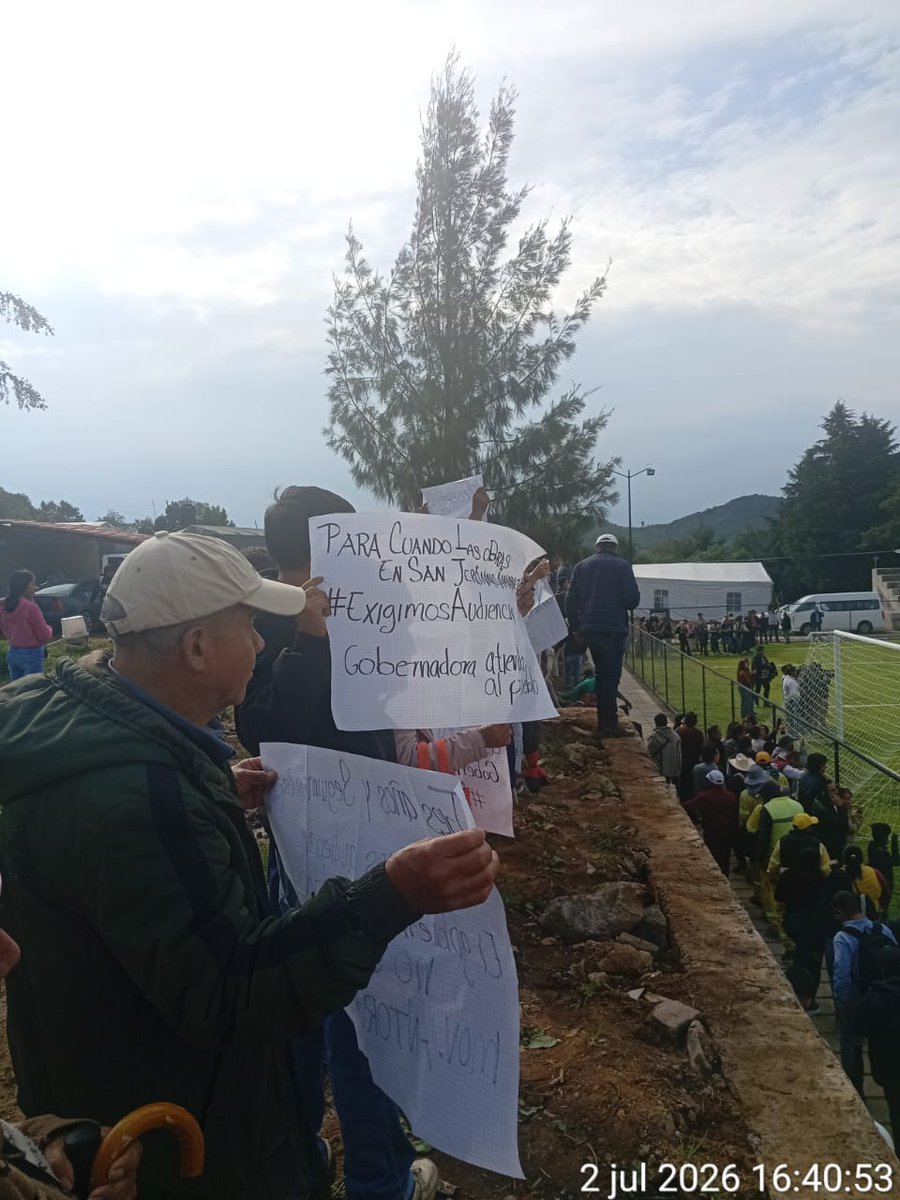MovAntorchaTex's tweet photo. El acceso al agua potable es un derecho humano. Miles de familias del Estado de México siguen esperando obras indispensables para vivir con dignidad. Es momento de atenderlas. #GobEdomexNoAtiendeALaGente https://t.co/jm8hIX5CgZ