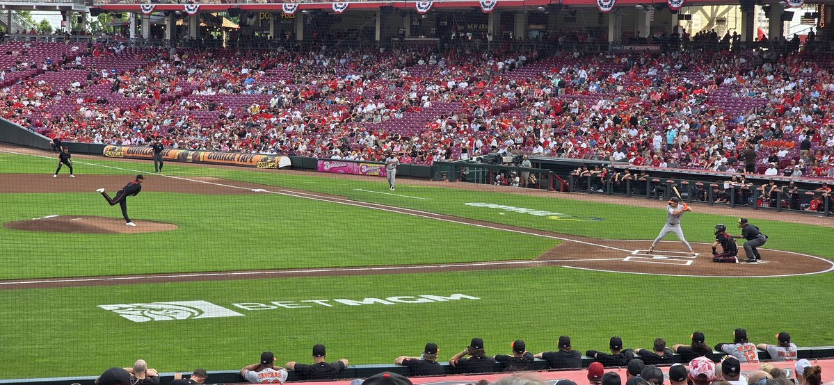 JP_Worley's tweet photo. .@Orioles vs @Reds
#FirstPitch @MLB #ATOBTTR https://t.co/9jAkizWyr8