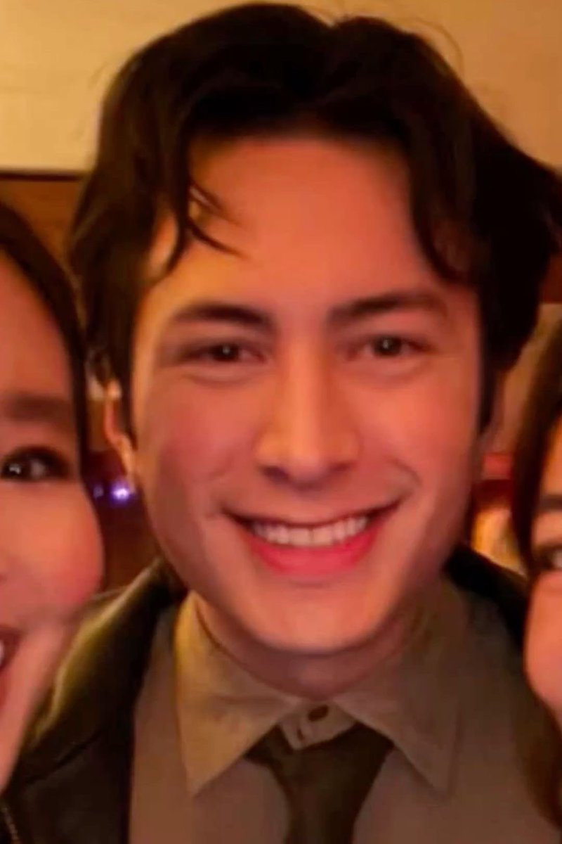 JesssicaGOH's tweet photo. He looked extra bunnyful that day. https://t.co/MkL1SMUQxZ