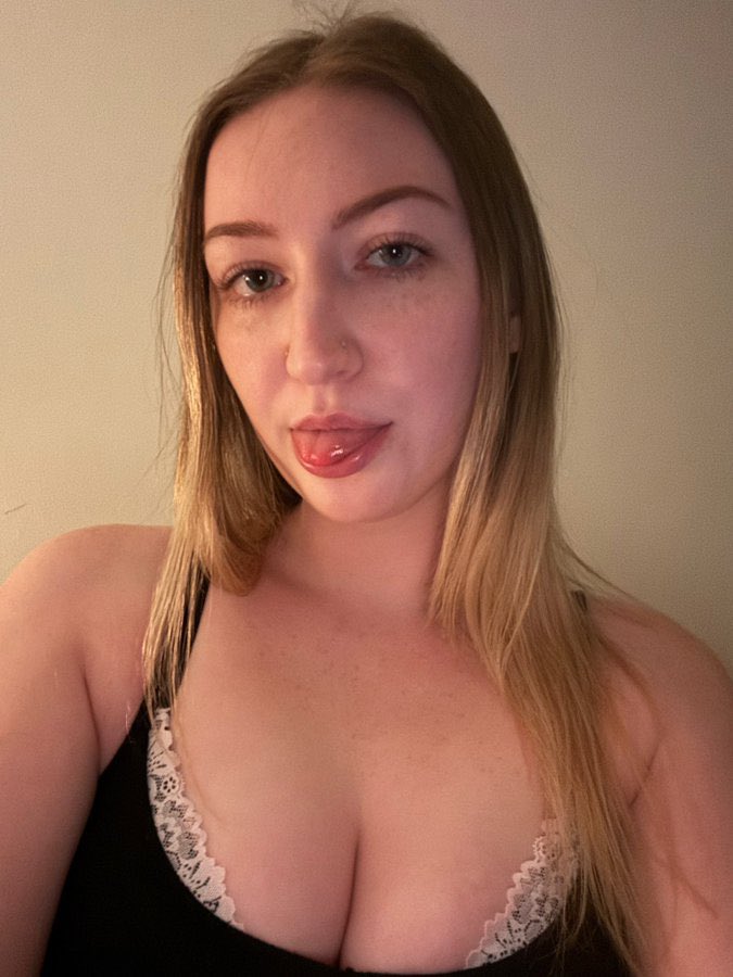 tiggerlilly's tweet photo. Once I have ur blackmail info and kidslox on ur phone, u will be trapped forever 🎀

Who’s going to risk being ruined by me?

findom https://t.co/7ulsdHyyGQ