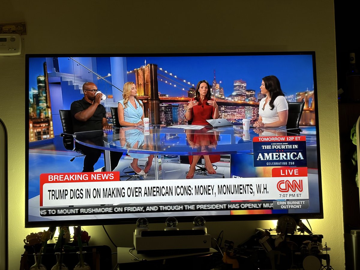 tleetv_'s tweet photo. @Maura_Gillespie raised the point I’ve noticed for a hot minute now: he’s in full on legacy mode, and his concerns for his party and the midterms rank at the bottom of said list. https://t.co/cWk5MNOJZx