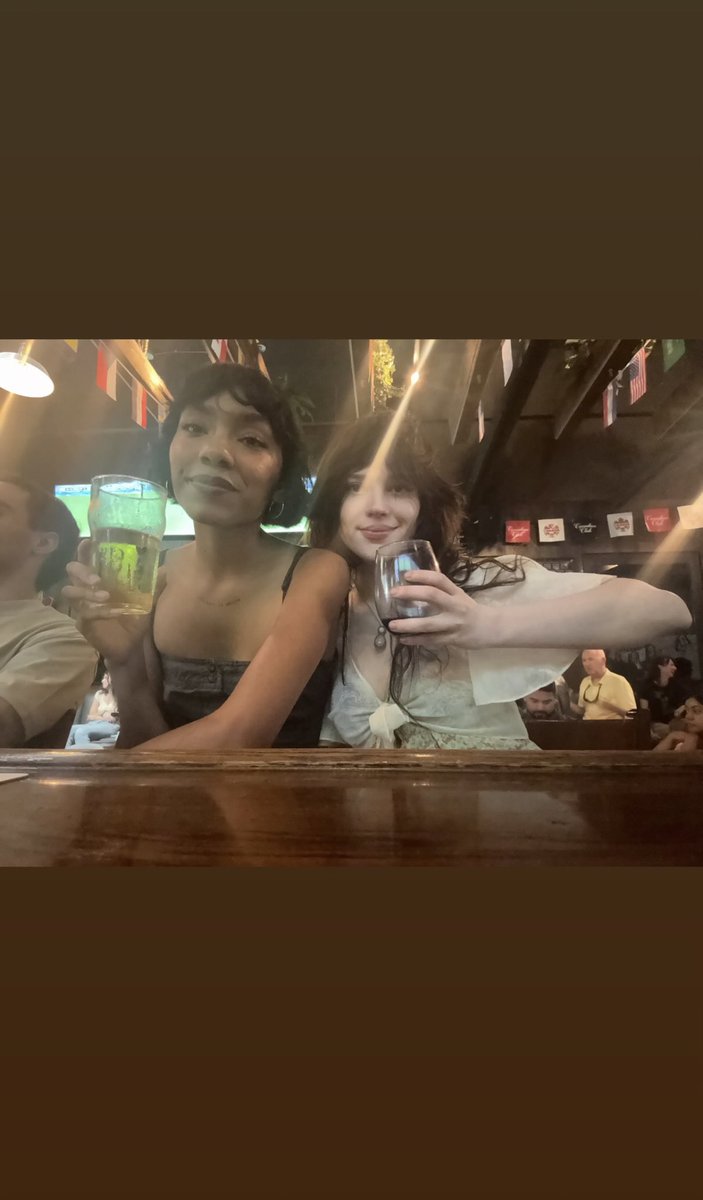 sophiethtcher's tweet photo. New photo of Sophie Thatcher with her friend, via Sophie’s IG story! 💫 https://t.co/Tcpe3bz9V6