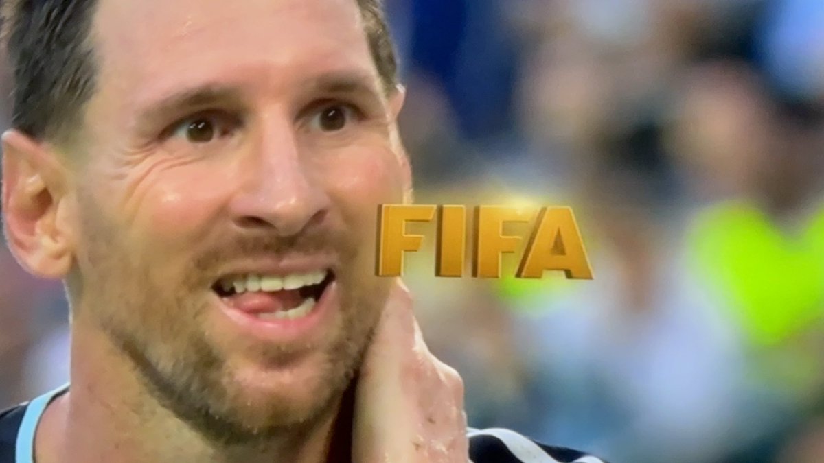 CAGADADEPORTIVA's tweet photo. Messi le anotó a Vozinha pero le acaba de tapar una que no se la puede creer el astro argentino.

Cabo Verde 1-1 Argentina
63’ https://t.co/SOyQ8wPpC5