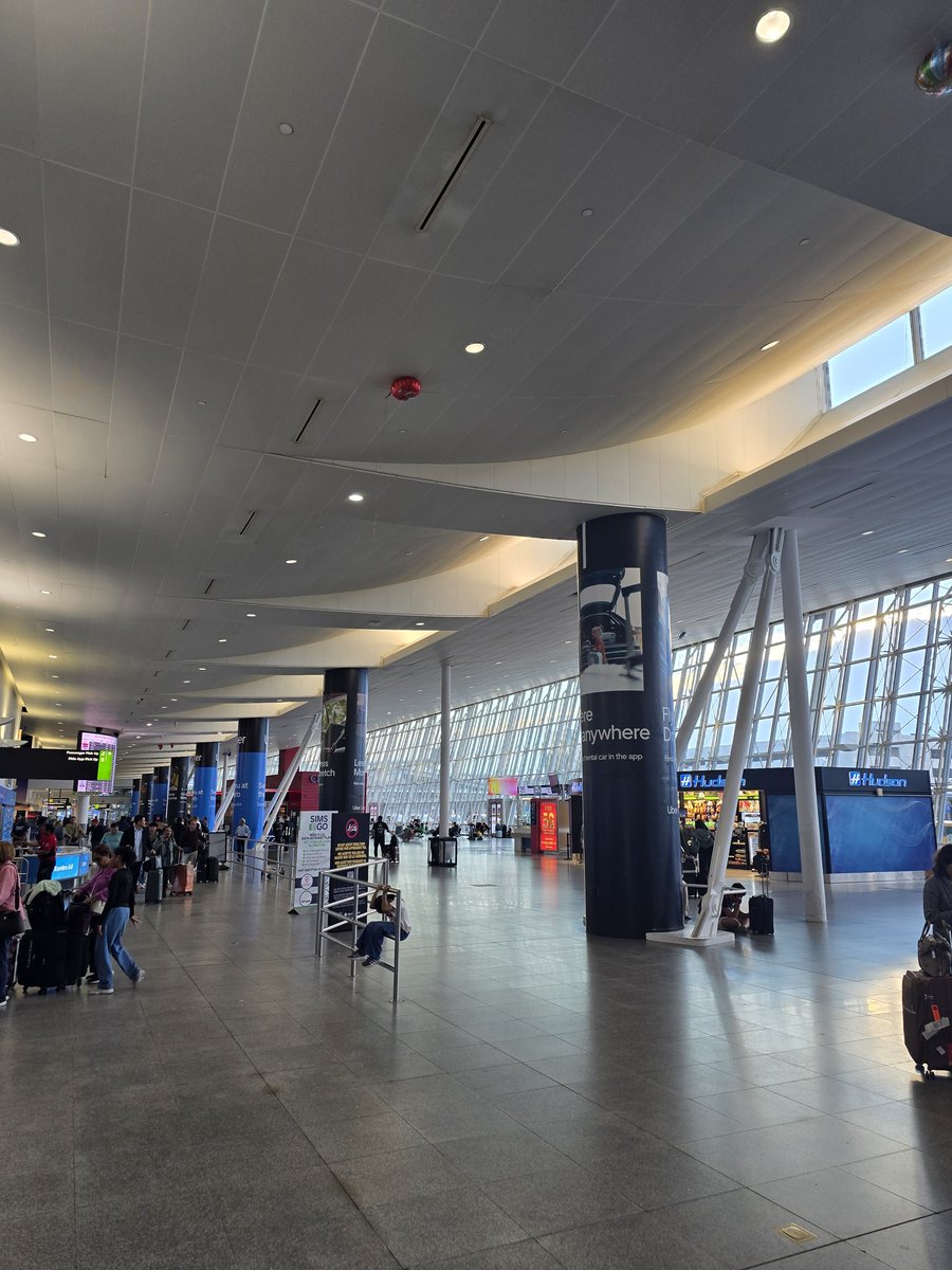nikhilgeorge's tweet photo. JFK's got nothing on Changi. https://t.co/90eW7egf74