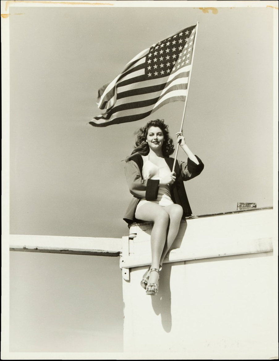 AtticusJazz's tweet photo. 250 Jahre!

Happy Birthday, USA! 🇺🇸 https://t.co/Rpb6Ki8nT3