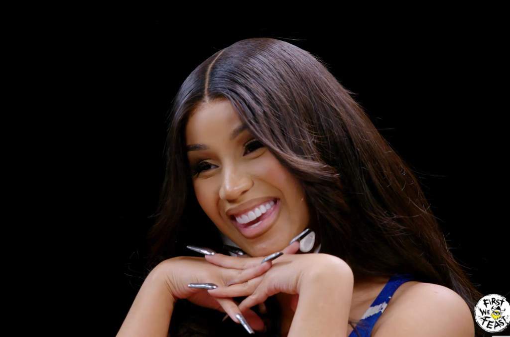 CardiBLikeDat's tweet photo. / Cardi be on tonight okuuuur! https://t.co/FsEtN6ljYh