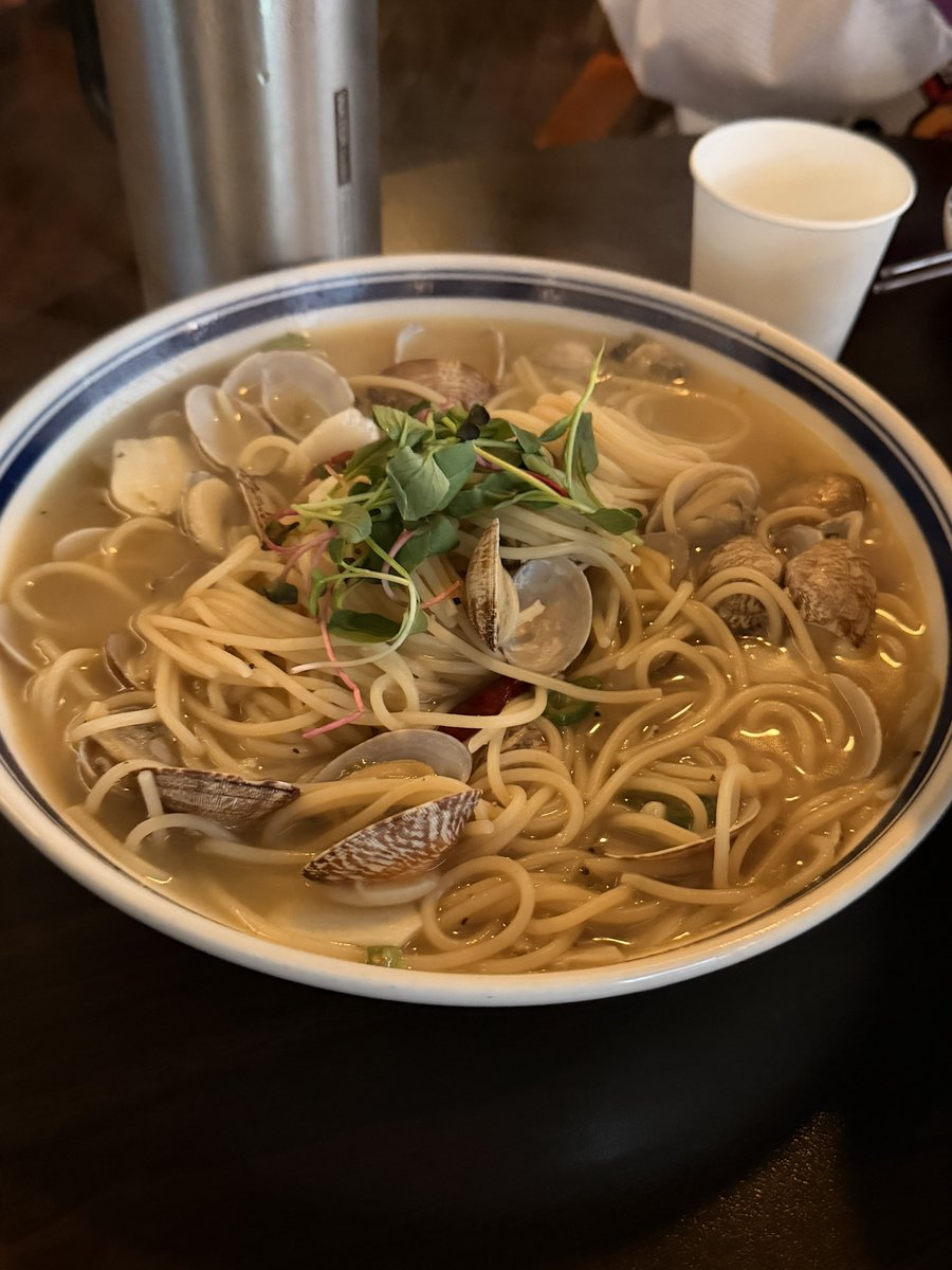 842Soo's tweet photo. 냠냠 // 너무 맛있어 🤭 https://t.co/JBtn1hZfit
