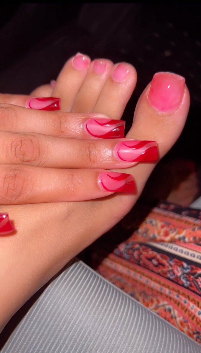 nishalamonte's tweet photo. Someone told me i should get into doing feet content 😌 what y’all think https://t.co/ZewG8PeQwq