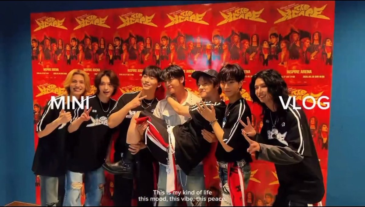 Mxndy 🦋 xcape withdrawls :( tweet media