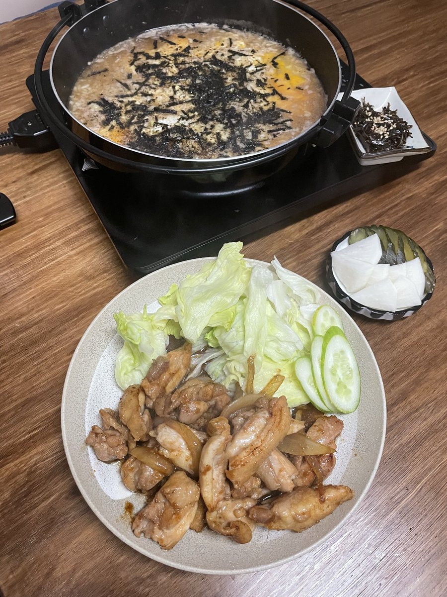 yoihiro_drunker's tweet photo. 鶏の生姜焼きとおじや
見た目より美味しい🤎
#茶色は正義 https://t.co/grk3ahXArz