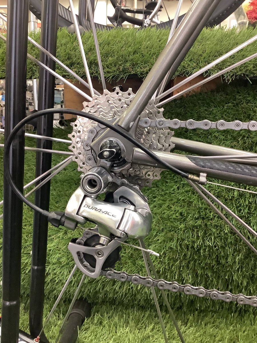 3196_fujisawa's tweet photo. アンカーの根強い人気を誇るネオコットシリーズ

ANCHOR RNC7 🇯🇵

https://t.co/tPtRyT0Wcf

圧倒的な振動吸収に加え、剛性感もしっかりとした乗り心地を両立し高い人気を誇る一台です。
コンポはDURA-ACE組みとなります。

#サイクリー #藤沢 #アンカー #ブリヂストン #ネオコットクロモリ https://t.co/nSqu38Apam