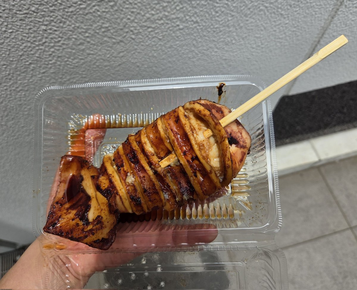 Tac1130's tweet photo. お昼は、お祭りならではの屋台グルメを食べました😋 https://t.co/nU1e1A1g7k