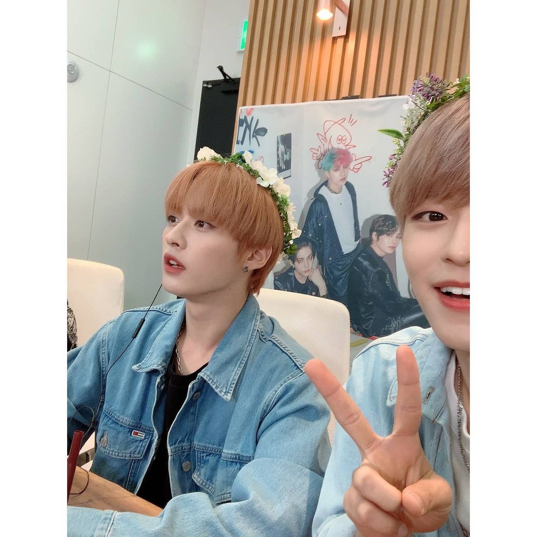 tawtezt9_'s tweet photo. 진짜사귀는거같음너무의심되 https://t.co/3515yLdMdR