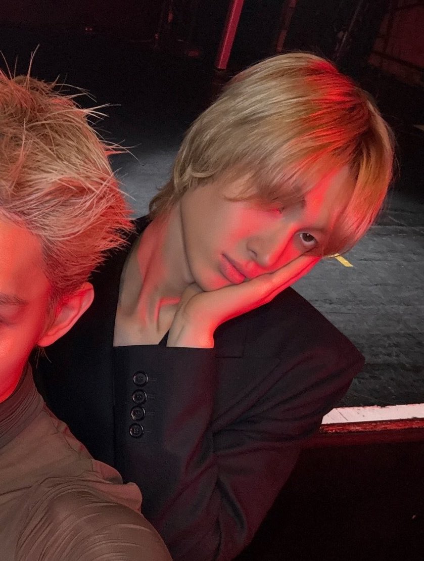 hyufann's tweet photo. isso foi mt femtin da parte dele https://t.co/AS6mGewOol