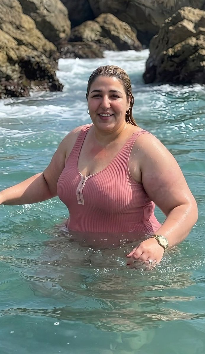 Deryaolgunhanim's tweet photo. Canım ablam tatile gelmiş🔥🔥 https://t.co/GwajbjzVp3