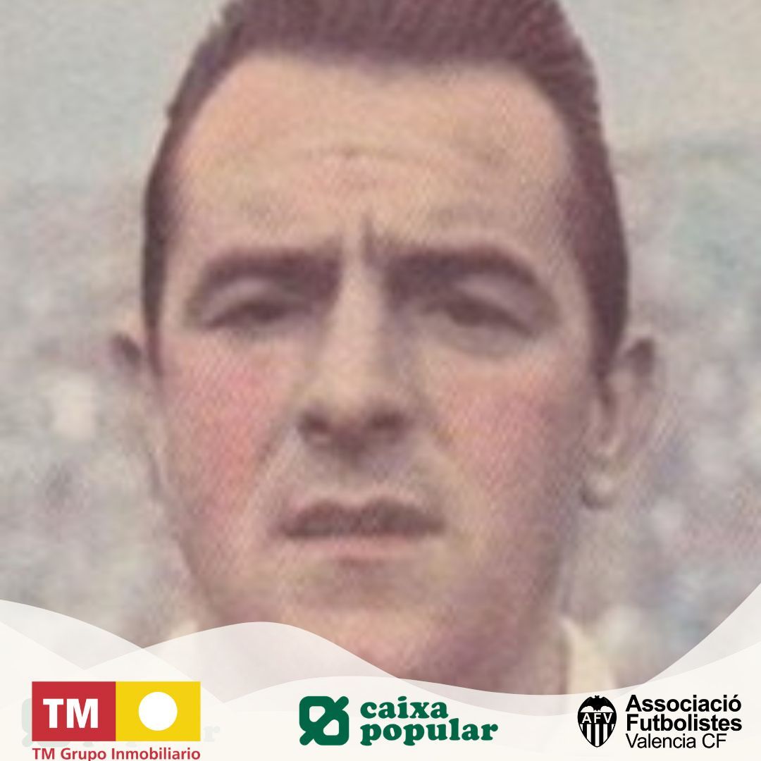 FutbolistasVCF's tweet photo. Comenzamos el día recordando a José Vicente Cuxart (1962-2020), Cesáreo López (1920-71) y Alfredo Di Stéfano (1926-2014), que vinieron al mundio tal día como hoy y acordándonos de Vicente Seguí, que nos dejó un 4 de julio de 1988. 🙏🦇⚪⚫ #siempreenelrecuerdo #valenciac https://t.co/Fw25AFipmQ