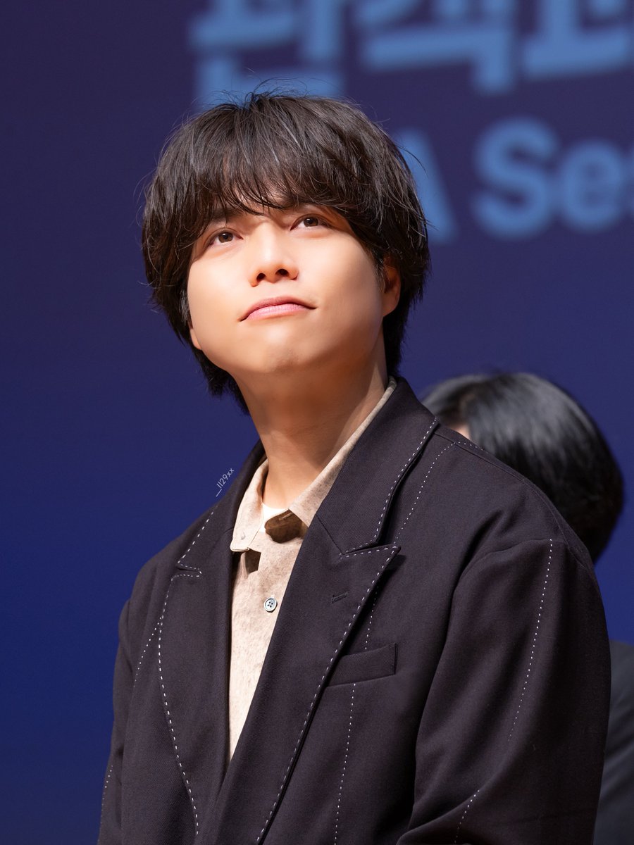 __II29xx's tweet photo. @xxx 
260703 부천국제판타스틱영화제 GV

🙂🎤（ id crop × ）

#重岡大毅 #5秒で完全犯罪を生成する方法
#BIFAN #부천국제판타스틱영화제 https://t.co/YBTczR8FEy