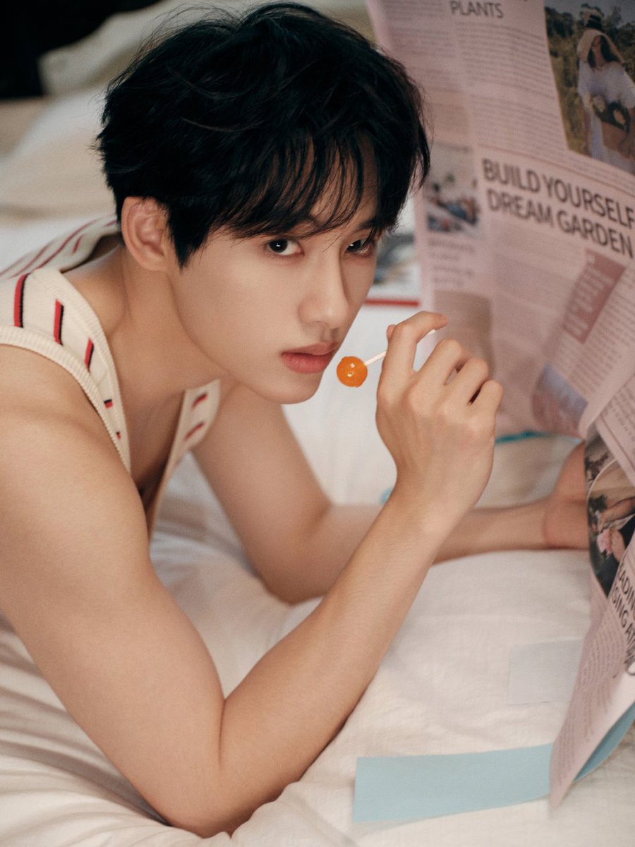 soonyunqi's tweet photo. Sicheng gege 😳❤️❤️ https://t.co/LPAwd9DN5f