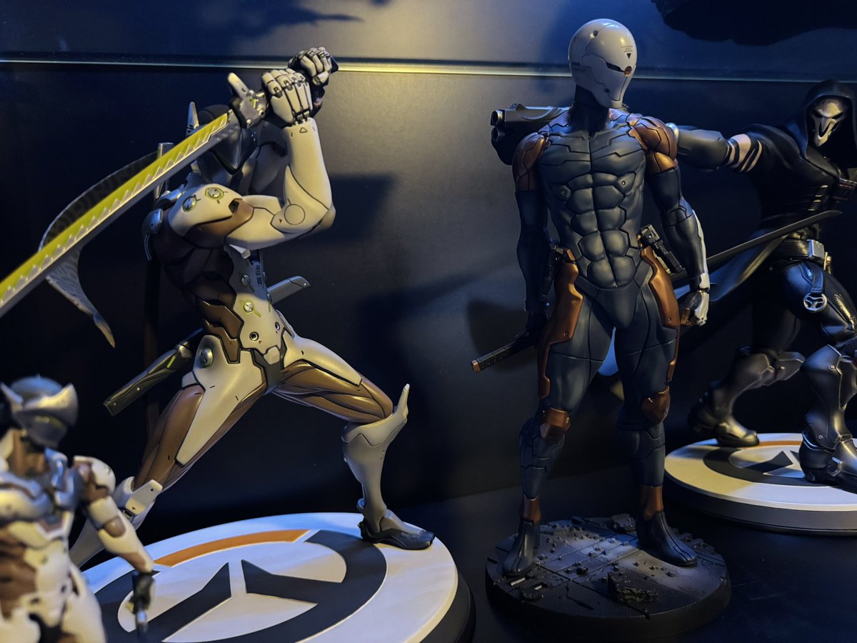 Zerosinra's tweet photo. Cyborg ninjas, my favorite flavor. Need more. https://t.co/DUrNy7PRbn