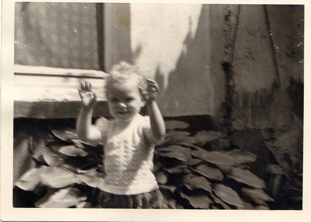 SweetSixteen68's tweet photo. #IchdenkeSiesolltendaswissen
#Iambeautiful
#NothingisTrivial
#HappyBirthdaytoMe
#Geborenam4Juli
#Bornon4thofJuly
...durch mein Profil fliegen wieder
🎈Luftballons🎈...
Well - ...heute werde ich *58* !!!
🫣🥳🫣 🍾🥂 🫣🥳🫣
📸 II. ca. 1971
📸 III. 26.04.1991
📸 IV. 24.12.2025 https://t.co/s9kMikRvOx