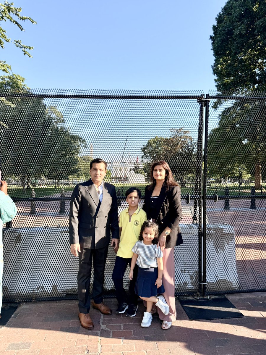 RealPradeepJha's tweet photo. Happy Independence Day to the Great United States! 🇺🇸
Wishing the American people peace, prosperity, and continued success.The United States is one of the valued strategic partner and friend of India. 🇮🇳🤝🇺🇸@POTUS @BarackObama @DrSJaishankar @narendramodi #WDC @ashamishra https://t.co/ZWVsd5QhiV
