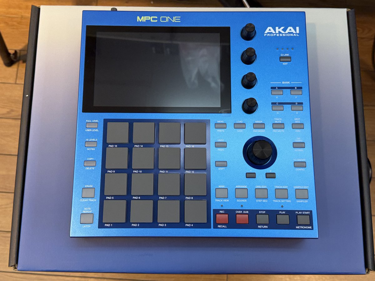 新製品】AKAI MPC ONE G2 サンプラーの重鎮MPCシリーズの最新モデルの