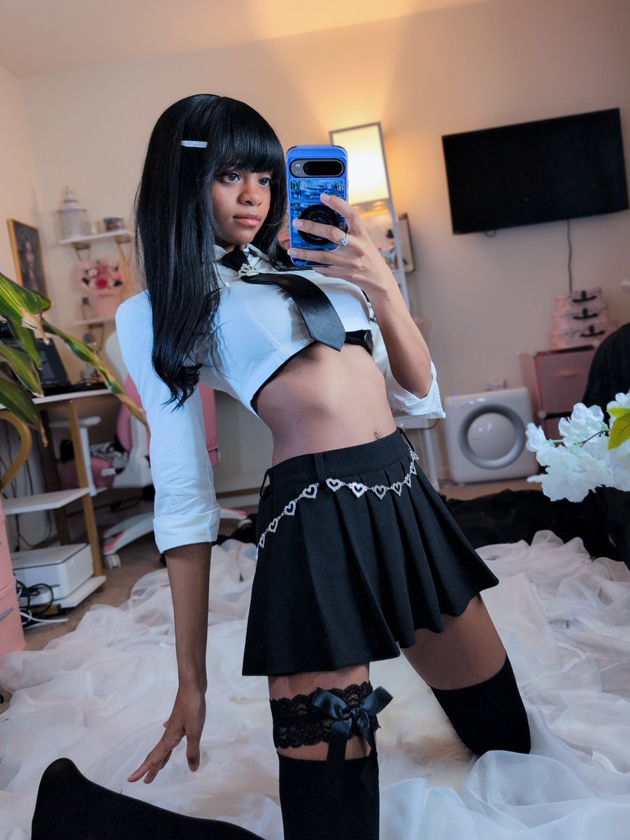 Monika_JoestarX's tweet photo. キスしたいよ https://t.co/EybqWULjPO