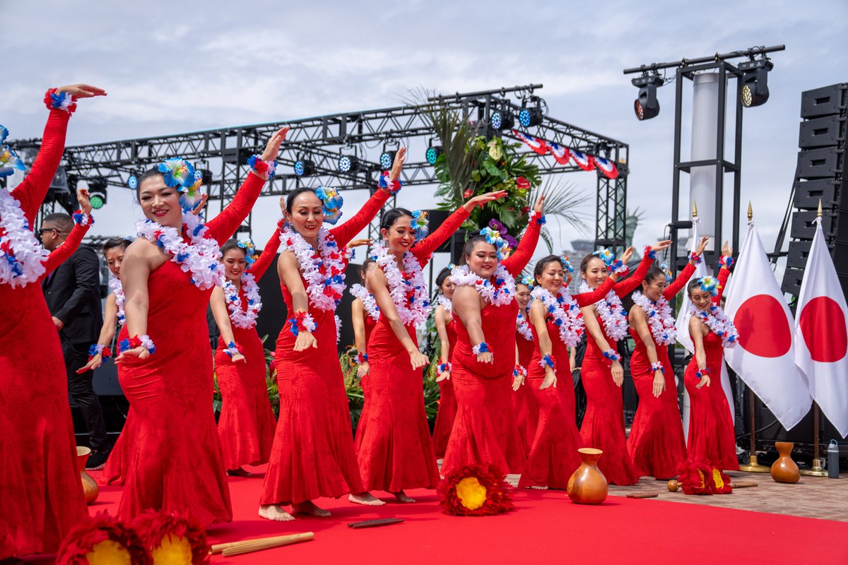 USAmbJapan's tweet photo. Scenes from the biggest Independence Day celebration outside the United States, with our greatest ally and partner, Japan. 🇺🇸🎇🇯🇵 https://t.co/mWKzcmjsrv