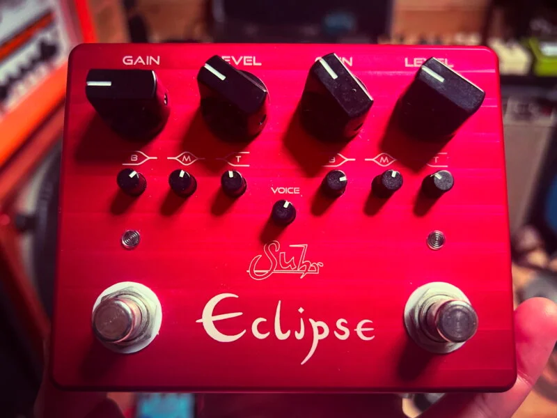 efmaniac's tweet photo. 気になってたけど、触っていなかったペダル。
優秀やったな、この2chディストーションペダル。

Suhr Eclipse レビュー記事👇
https://t.co/dbrAEBhuOO

ゲインレンジも広いし、VOICEっちゅうつまみが秀逸やったな。

#エフェクター
#suhr
機材協力 @stevekunguitar https://t.co/k0VvjKBMPK