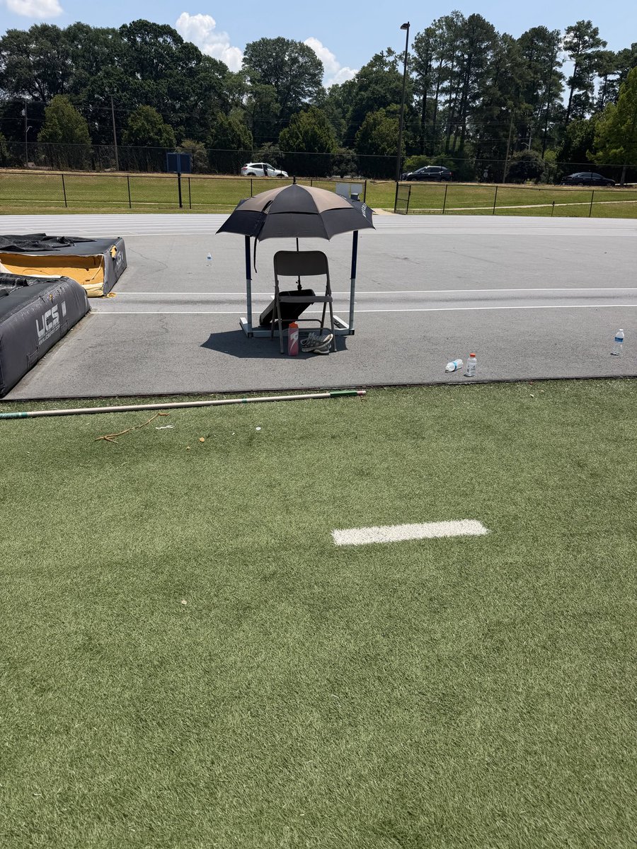 TheJoeyHawkins's tweet photo. #HereWeG0™️
DO HARD THINGS‼️
#4sUp™️
DNA https://t.co/2Zk7YNZxpc