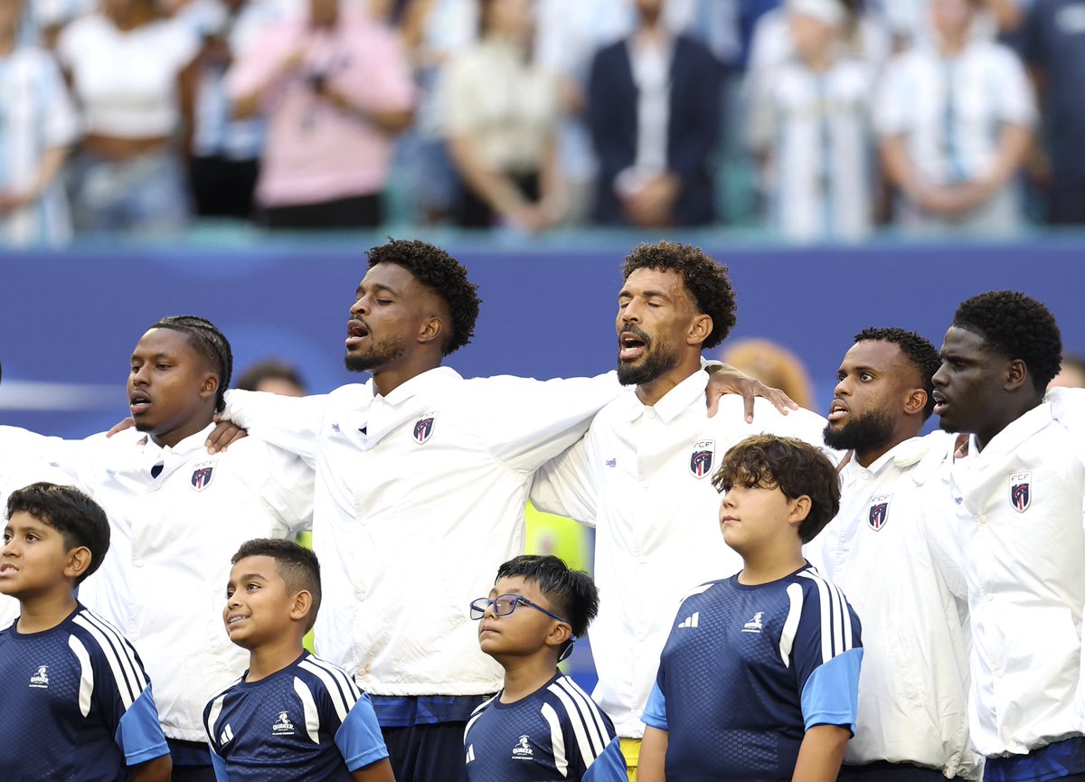 _BeFootball's tweet photo. 🚨 OFFICIEL ! LE CAP-VERT 🇨🇻 EST ÉLIMINÉ DE LA COUPE DU MONDE 2026 ! 🌍💔

L’une des équipes les plus attachantes de ce Mondial, merci les mecs on a tellement vibré

Merci Vozinha, merci Bubista, merci Cabral, merci les gars, vous serez à jamais dans les archives de la Coupe du Monde