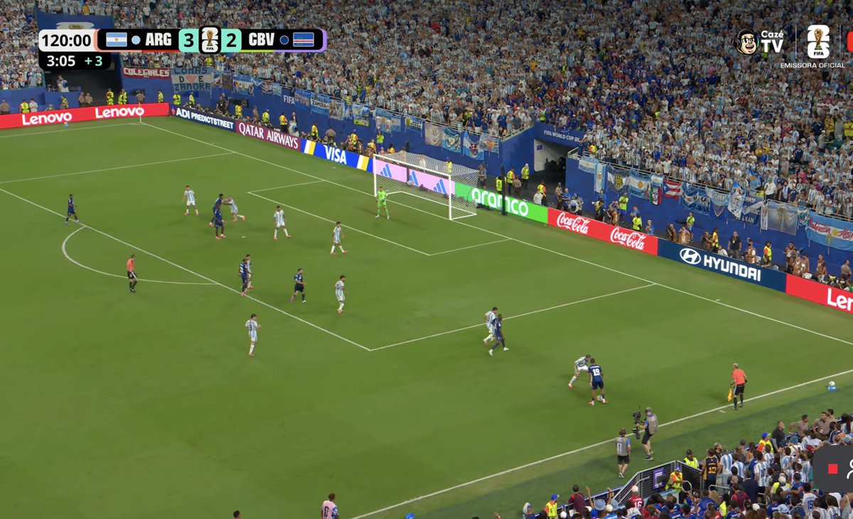realmilgrauu's tweet photo. O JUIZÃO ACABOU O JOGO COM CABO VERDE NO ATAQUE

HAHHAHAHAHAHAHAHHHAHHAAH

EU ODEIO A FIFA!!!! https://t.co/QM3UNgKhBp