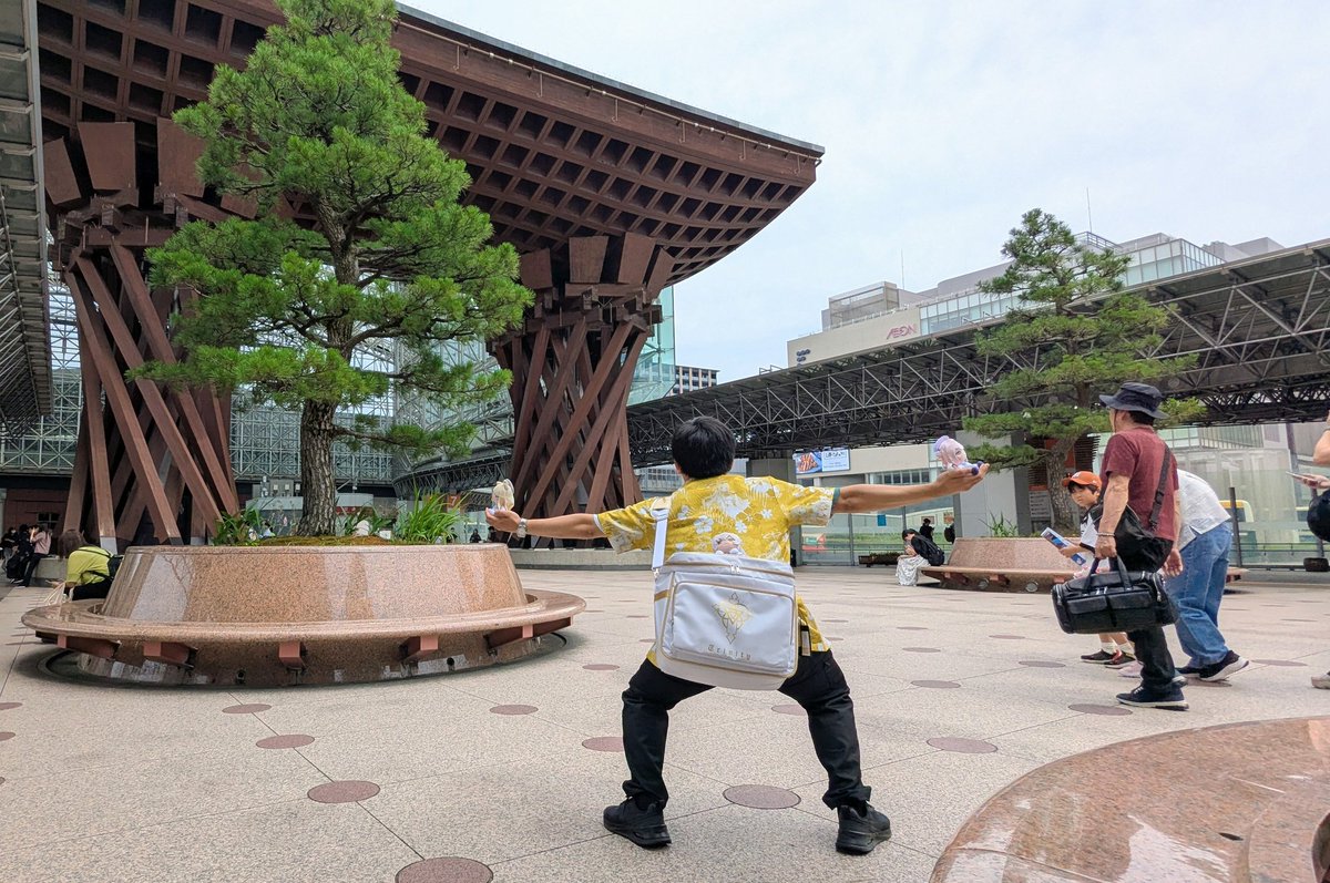 Ceder_hawk's tweet photo. 開幕
#ブルアカ岐阜のポーズ部 https://t.co/zwfmwz7xtP