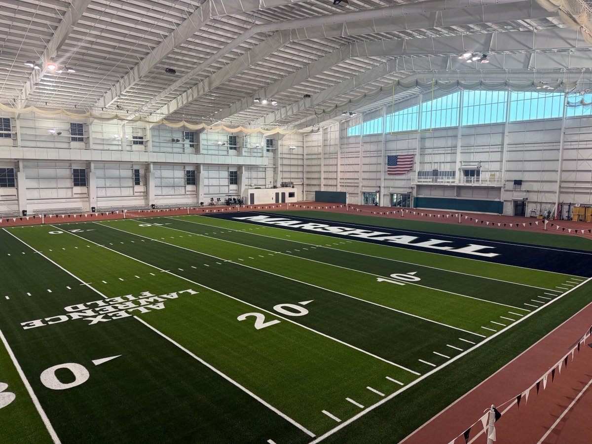 HerdZone's tweet photo. 𝑳𝒂𝒘𝒓𝒆𝒏𝒄𝒆 𝑳𝒆𝒈𝒂𝒄𝒚!

The Chris Cline Indoor Athletic Complex has new turf & a new name - Alex Lawrence Field - after a charitable gift by Kim Lawrence to honor the legacy of her late husband - a Herd baseball player from 1955-59.

🔗: https://t.co/XWjJtsKpgk