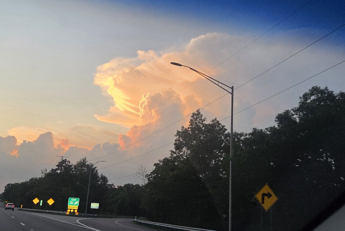 esfrigas's tweet photo. @6abcadamjoseph AC Expressway westbound - pretty impressive! https://t.co/c0Ou0cbszW